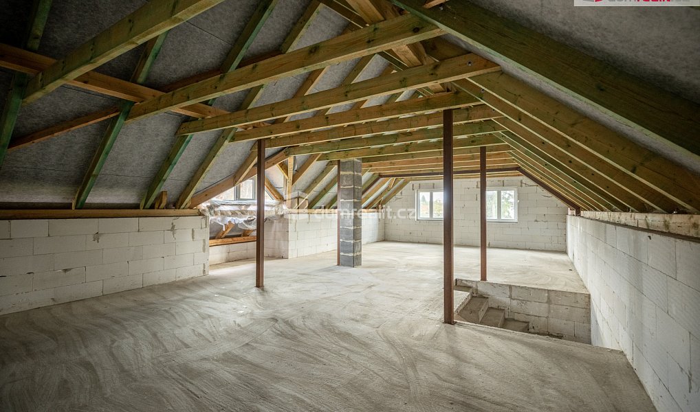 Prodej domu 106 m² s pozemkem 1 546 m², Jesenice – náhled fotky 20