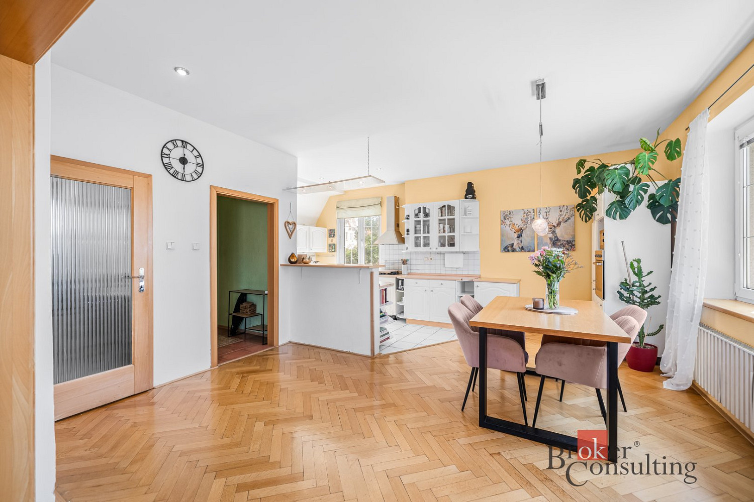 Prodej domu 250 m² s pozemkem 574 m²