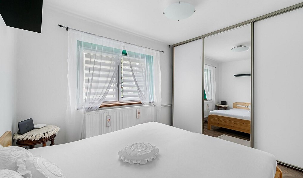 Pronájem bytu 2+kk 51 m², Zbýšov – náhled fotky 2