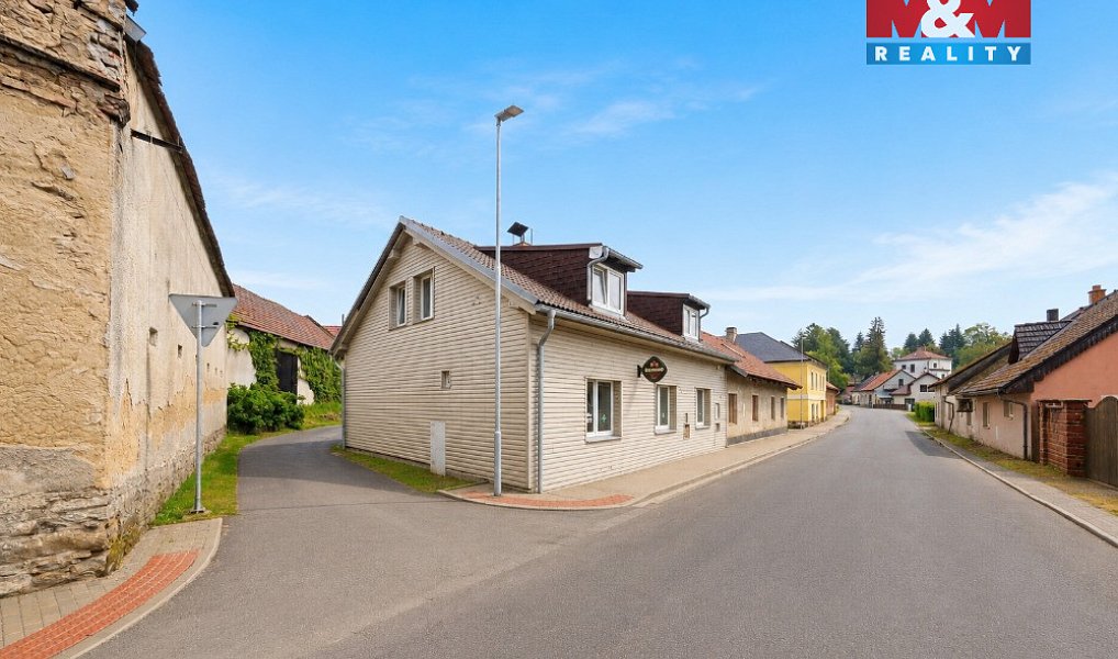 Prodej ubytovacího objektu 198 m², Větrný Jeníkov – náhled fotky 8