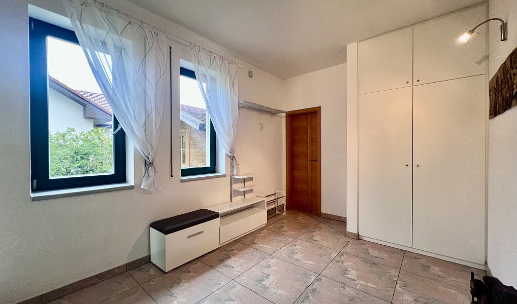 Prodej domu 229 m² s pozemkem 1 404 m², Blansko – náhled fotky 10