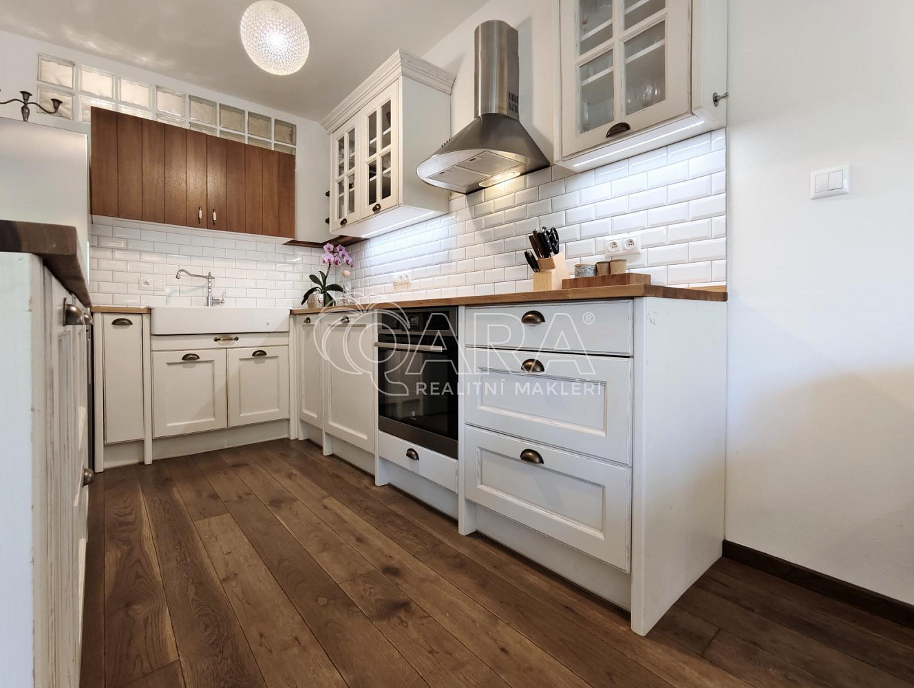 Pronájem bytu 3+kk 81 m² – fotografie 3