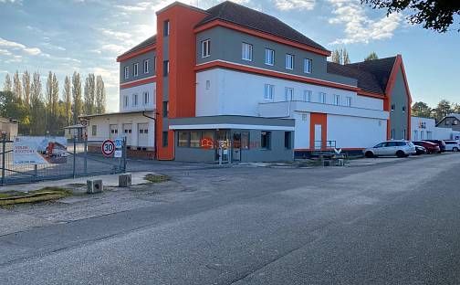 Pronájem kanceláře 75 m², Dělnická, Jičín - Valdické Předměstí