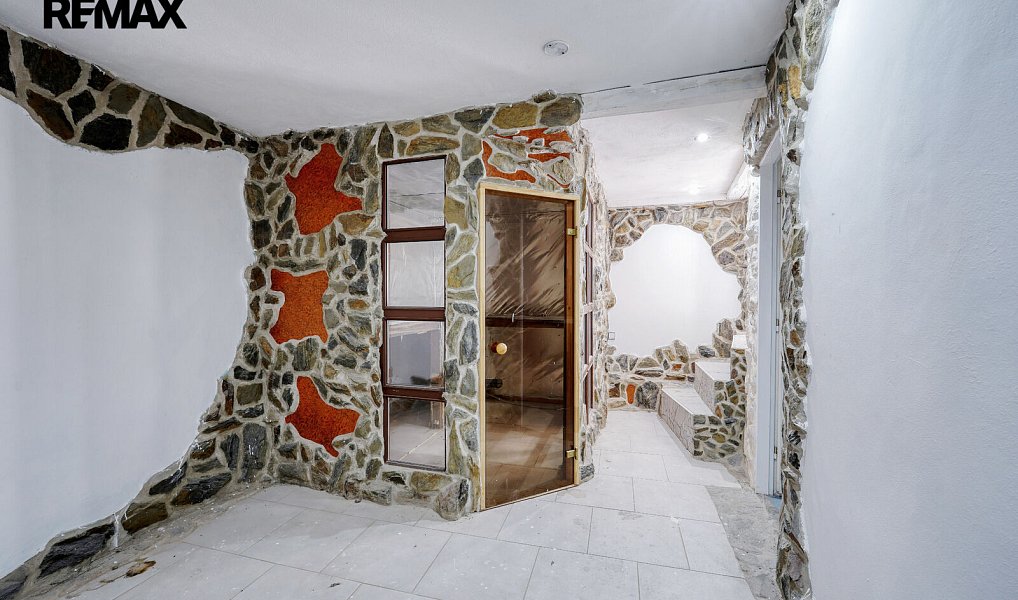 Prodej domu 952 m² s pozemkem 2 493 m², Všeruby – náhled fotky 10