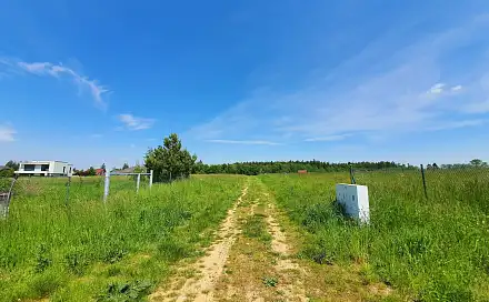 Prodej stavebního pozemku 924 m², Babice, okres Praha-východ