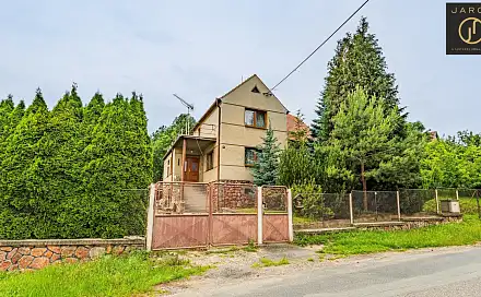 Prodej domu 277 m² s pozemkem 1 132 m², Jar. Podaného, Lhota, okres Kladno