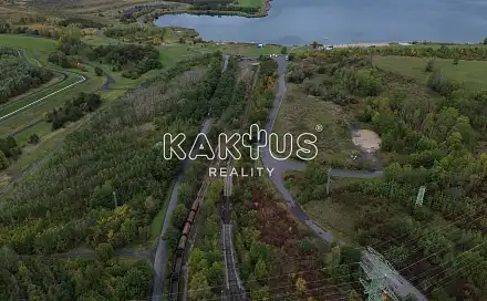 Prodej komerčního pozemku 15 853 m², Trmice, okres Ústí nad Labem