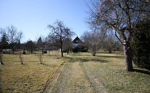 Prodej stavebního pozemku 3 421 m²