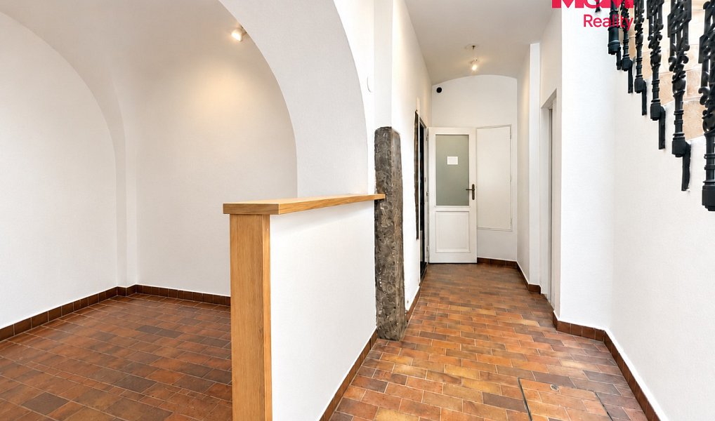Pronájem obchodních prostor 100 m², Jindřichův Hradec – náhled fotky 3