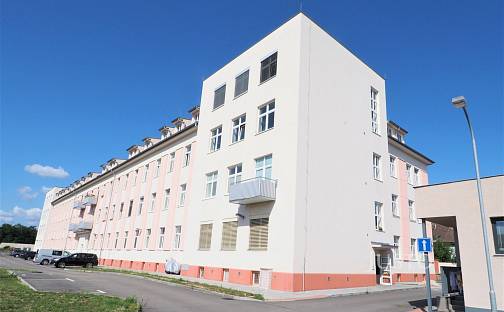 Pronájem bytu 3+kk 70 m², Pražská, Písek - Pražské Předměstí