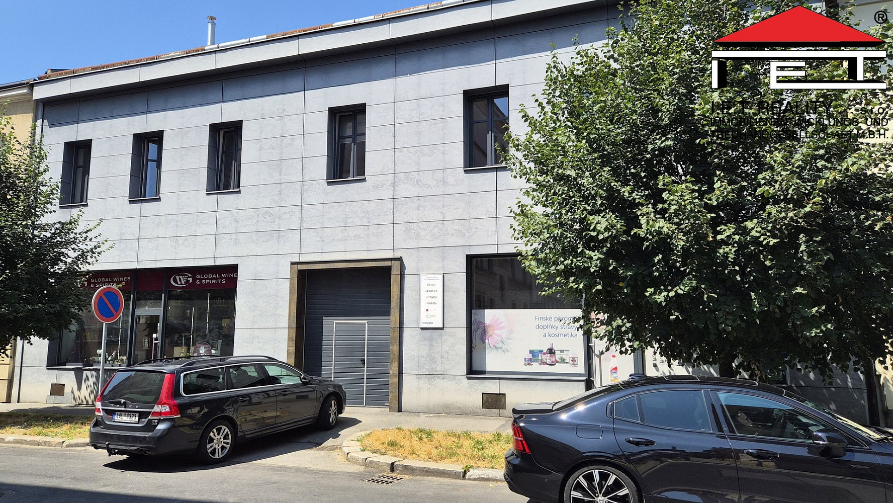 Pronájem kanceláře 65 m² — photo 2