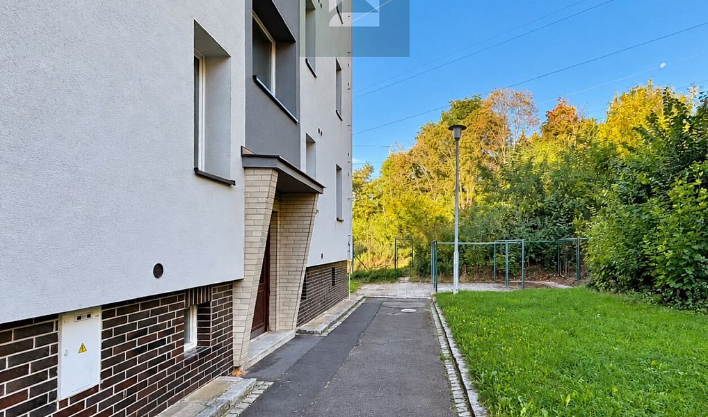 Pronájem bytu 2+1 63 m², Plzeň – náhled fotky 30