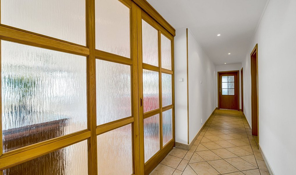Prodej domu 286 m² s pozemkem 722 m², Veleň – náhled fotky 9