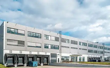 Pronájem skladovacích prostor 6 564 m², Osvobození, Stochov, okres Kladno