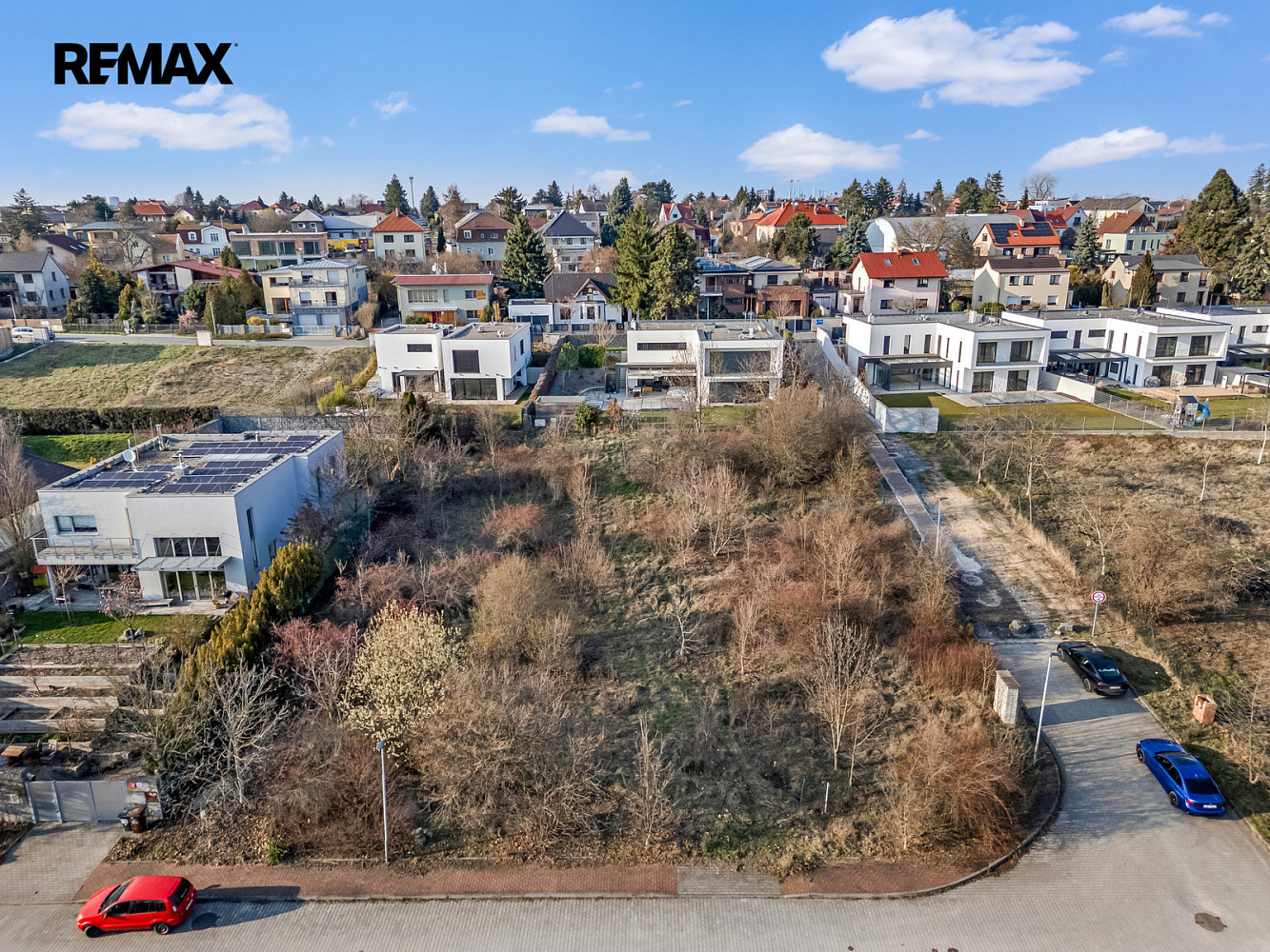 Prodej stavebního pozemku 960 m² — photo 2