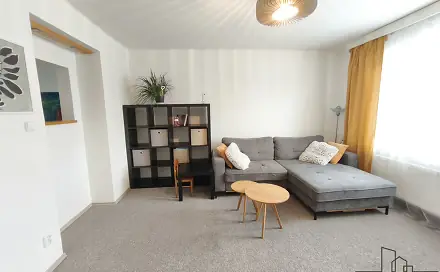 Pronájem bytu 2+1 56 m², Třešňové sady, Holešov, okres Kroměříž