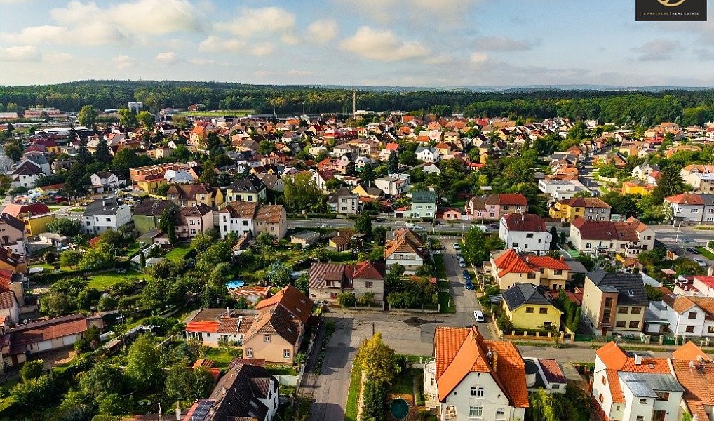 Prodej stavebního pozemku 328 m², Kladno – náhled fotky 11