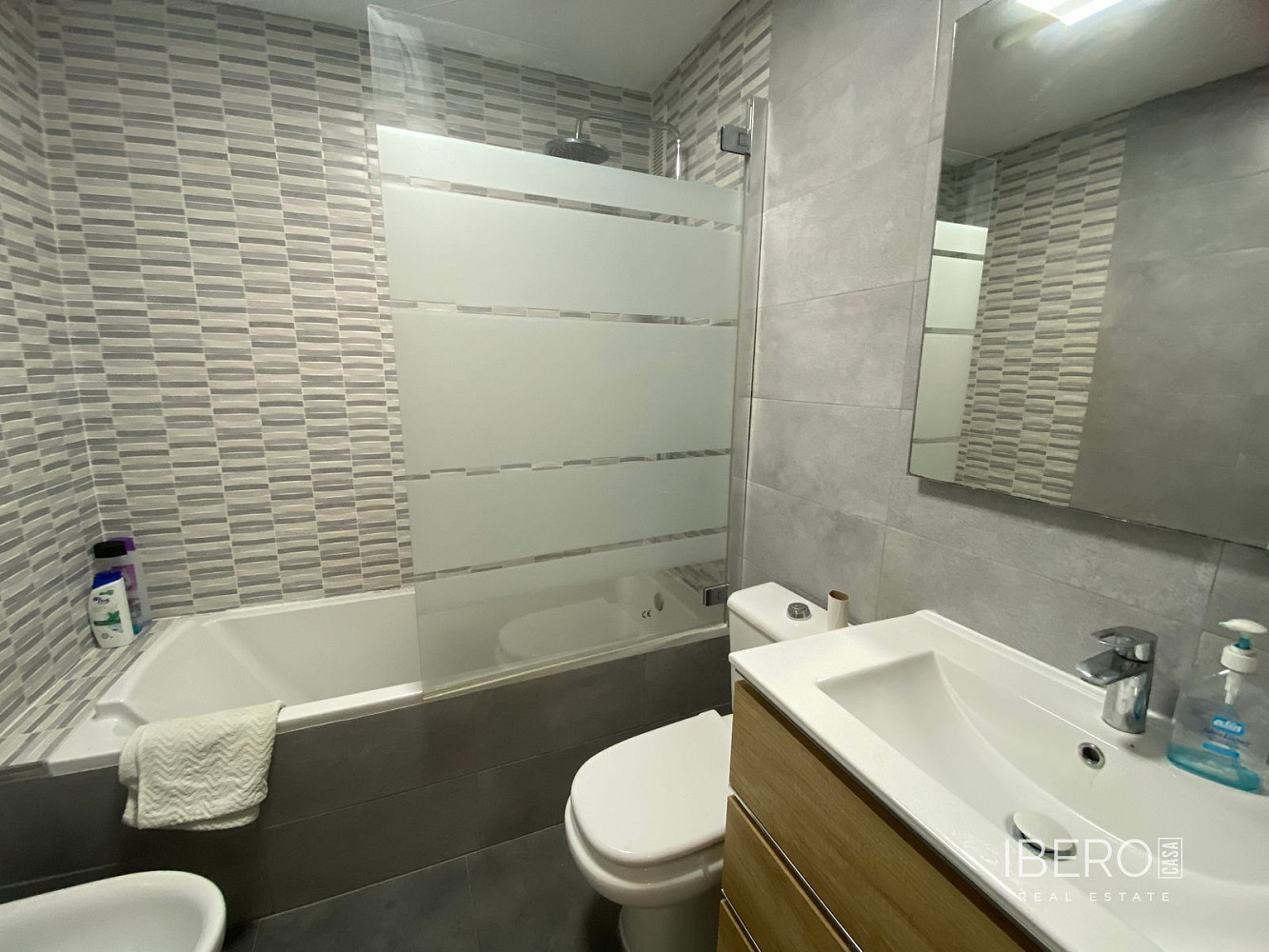 Piso 4+kk – Málaga, La Princesa, Carretera de Cádiz - Más