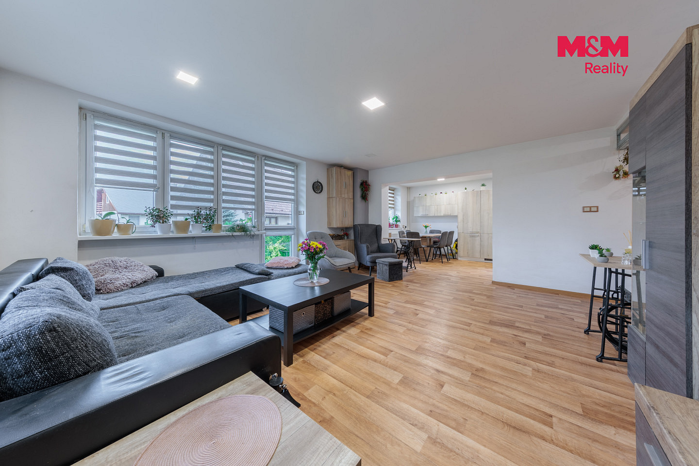 Prodej domu 330 m² s pozemkem 704 m² — photo 3