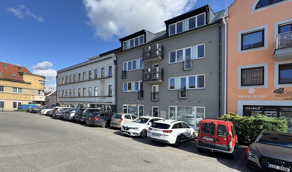Pronájem bytu 1+kk 36 m², Kladno – náhled fotky 4