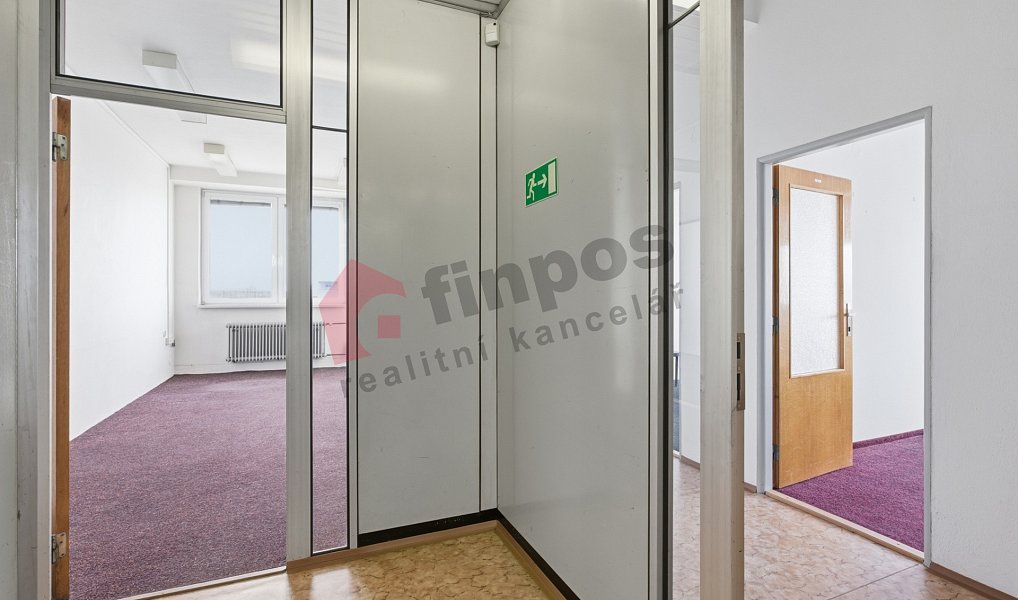 Pronájem kanceláře 483 m², Tábor – náhled fotky 11