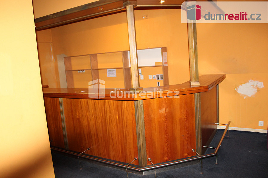 Pronájem obchodních prostor 145 m² - Widok 4
