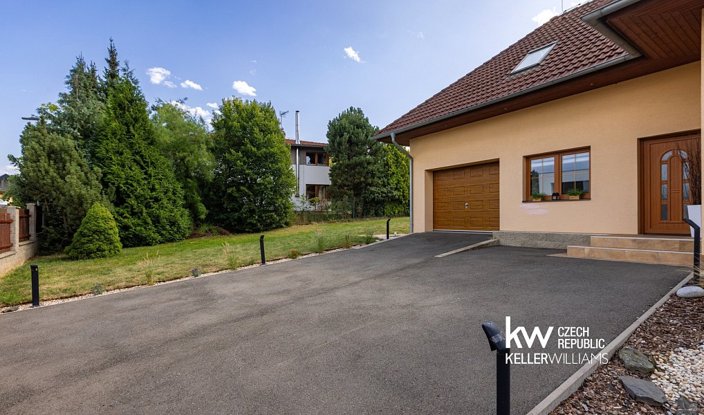 Prodej domu 203 m² s pozemkem 1 141 m², Říčany – náhled fotky 29