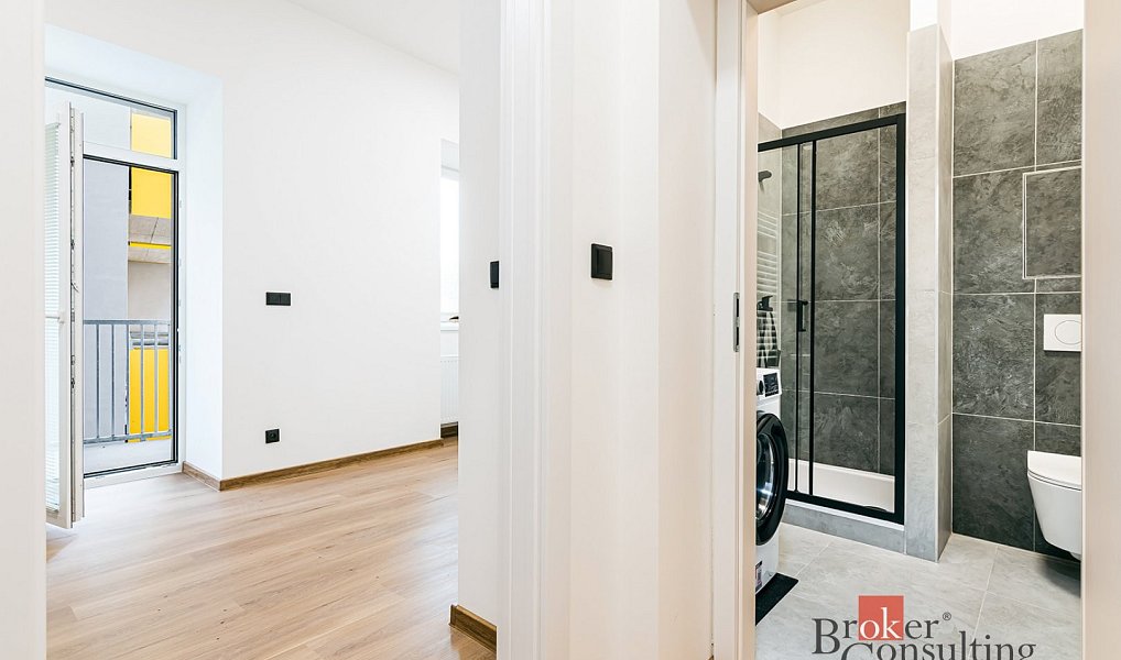 Pronájem bytu 1+kk 28 m², Brno – náhled fotky 8