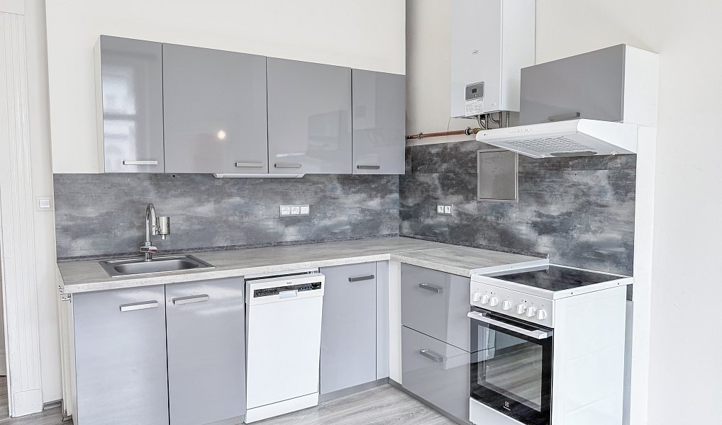 Pronájem bytu 4+1 120 m², Praha – náhled fotky 13