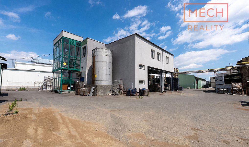 Prodej výrobních prostor 1 347 m², Bzenec – náhled fotky 22