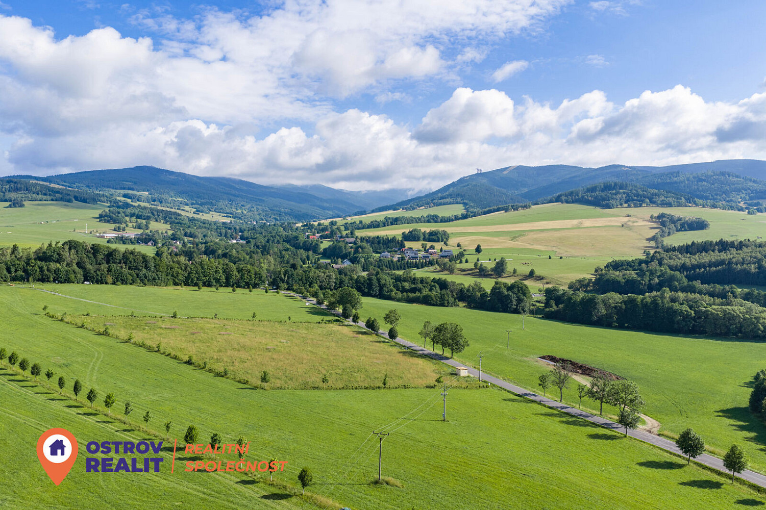Prodej komerčního pozemku 5 989 m²