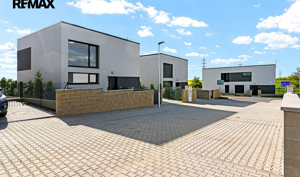Prodej domu 138 m² s pozemkem 430 m², Praha – náhled fotky 24
