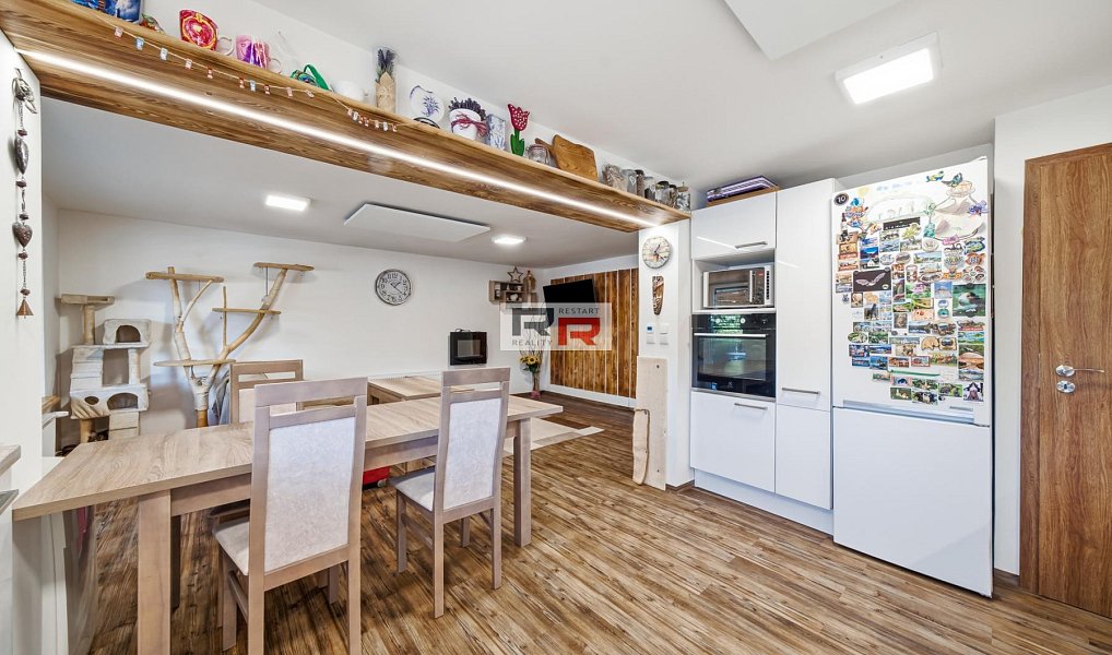 Prodej domu 289 m² s pozemkem 427 m², Olomouc – náhled fotky 3
