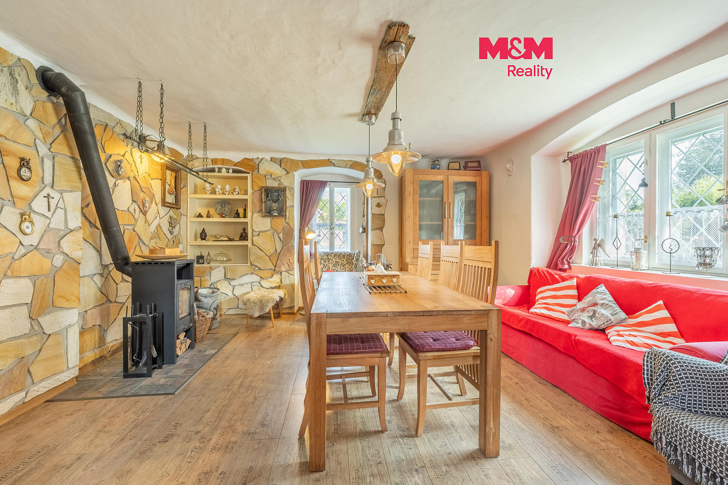 Prodej domu 150 m² s pozemkem 1 273 m²