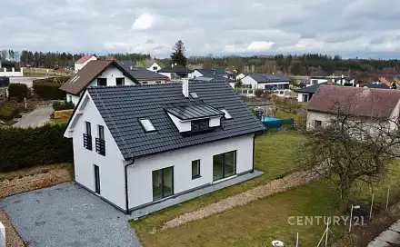 Prodej domu 142 m² s pozemkem 804 m², Kozmice, okres Benešov