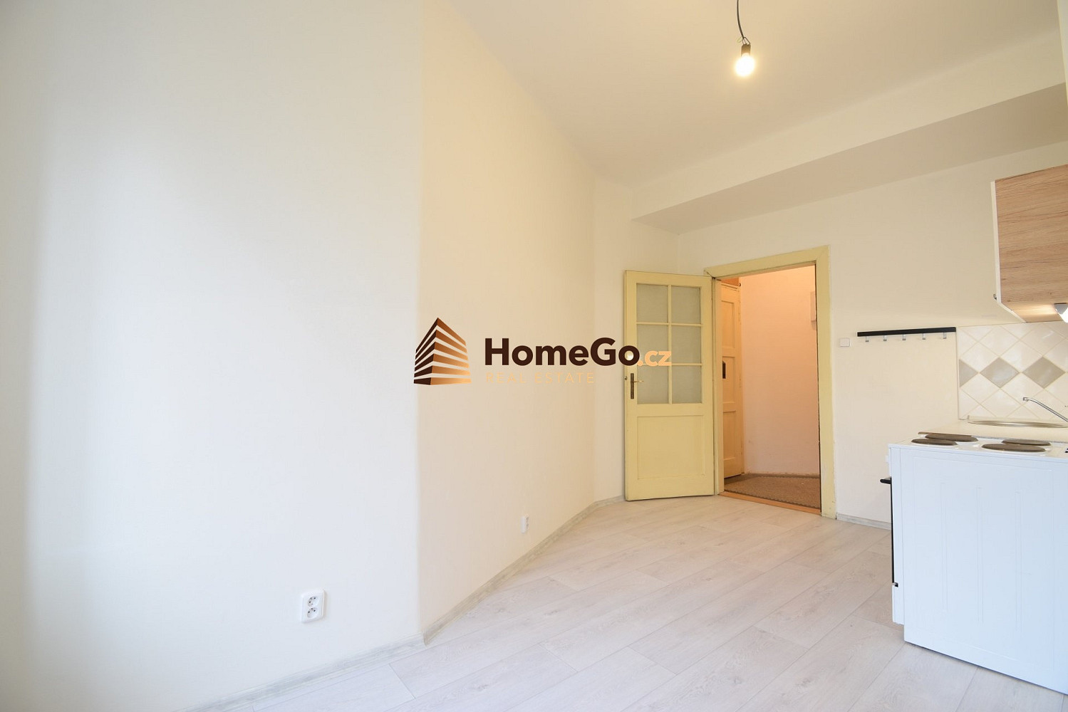 Pronájem bytu 2+kk 45 m² – fotografie 4