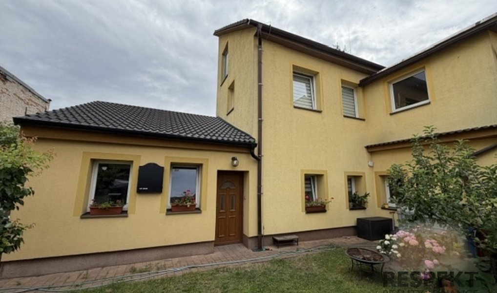 Prodej domu 204 m² s pozemkem 375 m², Kladno – náhled fotky 14