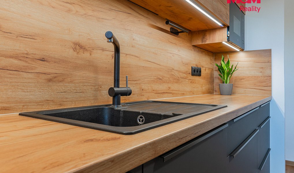 Prodej domu 130 m² s pozemkem 357 m², Tochovice – náhled fotky 13