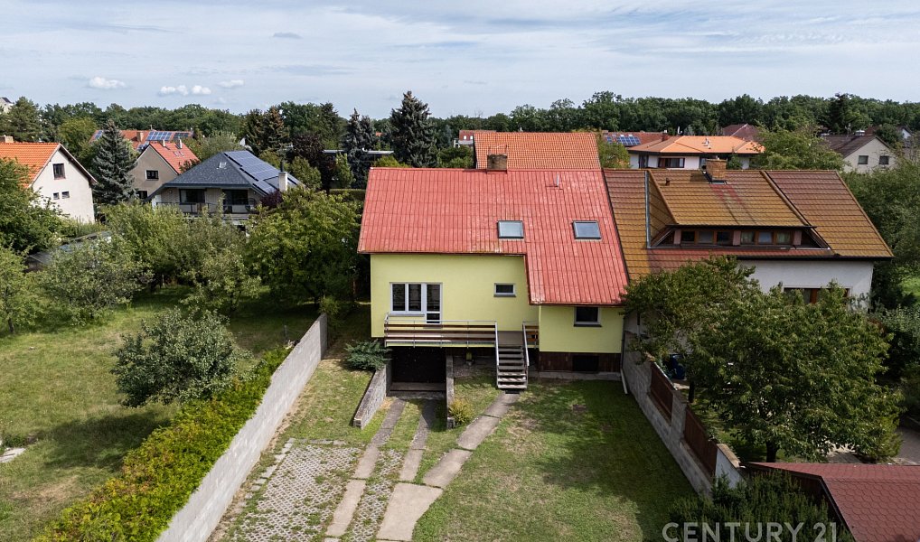 Prodej domu 193 m² s pozemkem 527 m², Praha – náhled fotky 38