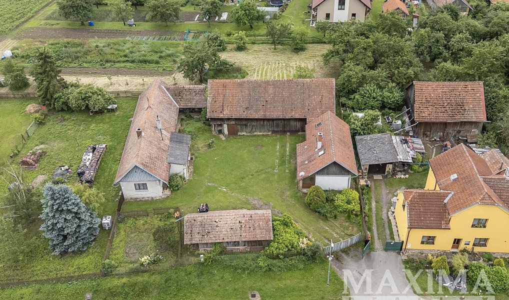 Prodej domu 196 m² s pozemkem 3 601 m², Běchary – náhled fotky 4