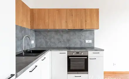 Pronájem bytu 3+kk 71 m²