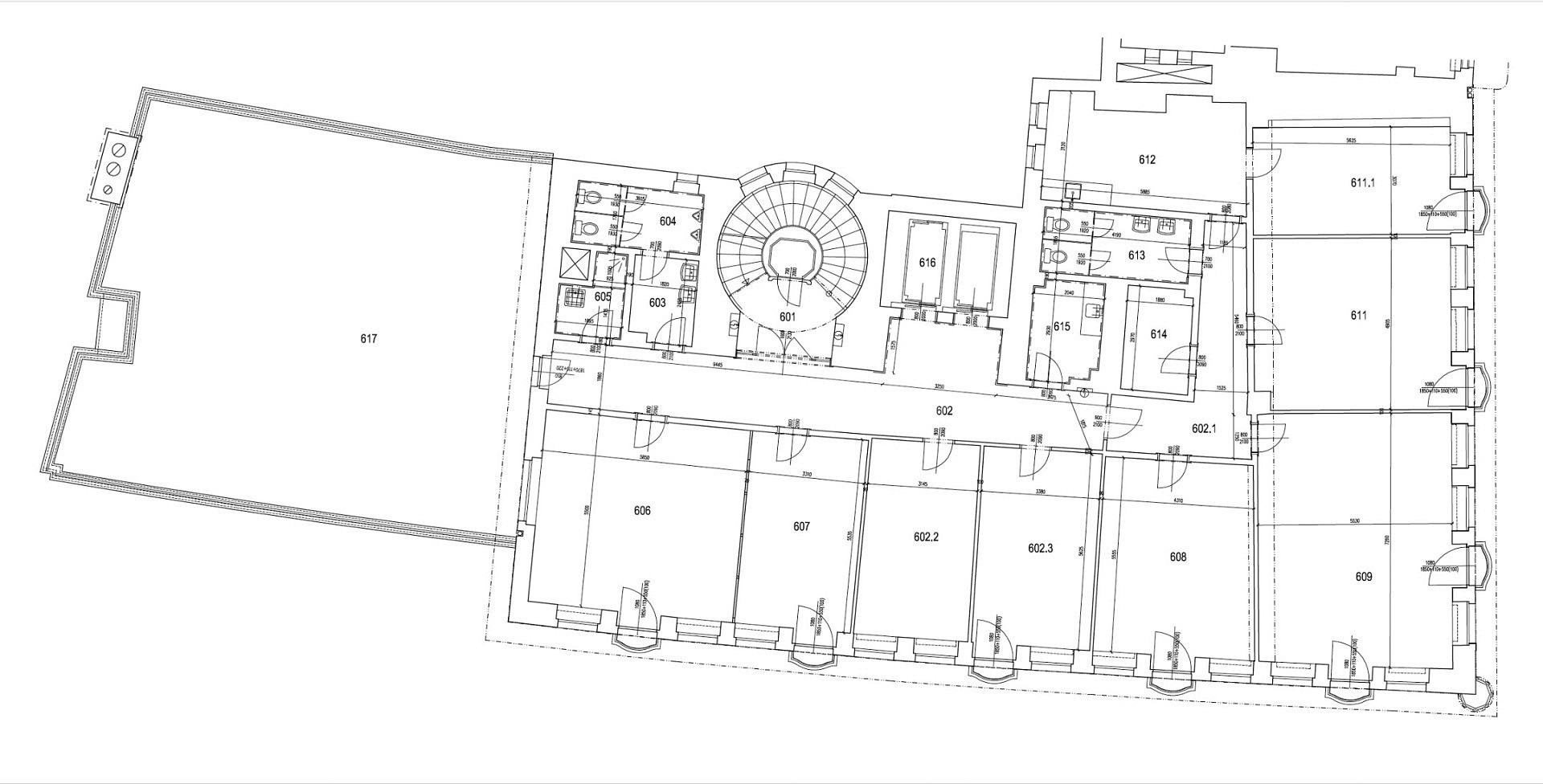 Pronájem kanceláře 295 m² – fotografie 3