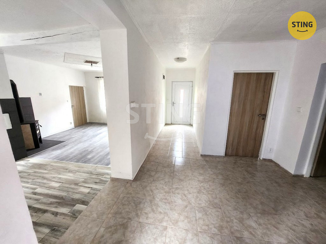 Prodej domu 130 m² s pozemkem 57 m² – fotografie 3