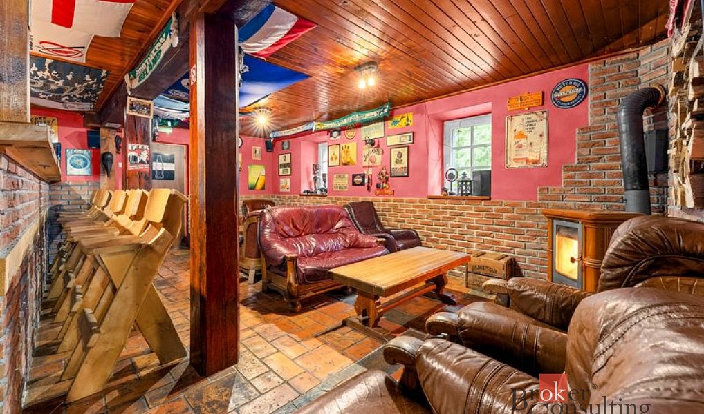 Prodej domu 650 m² s pozemkem 906 m², Strážné – náhled fotky 52