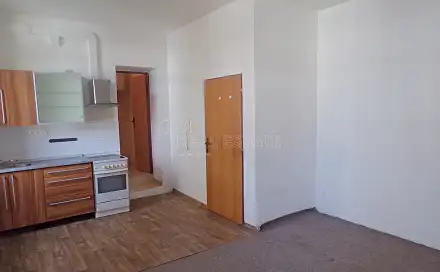 Pronájem bytu 1+kk 571 m², B. Egermanna, Nový Bor - Arnultovice, okres Česká Lípa