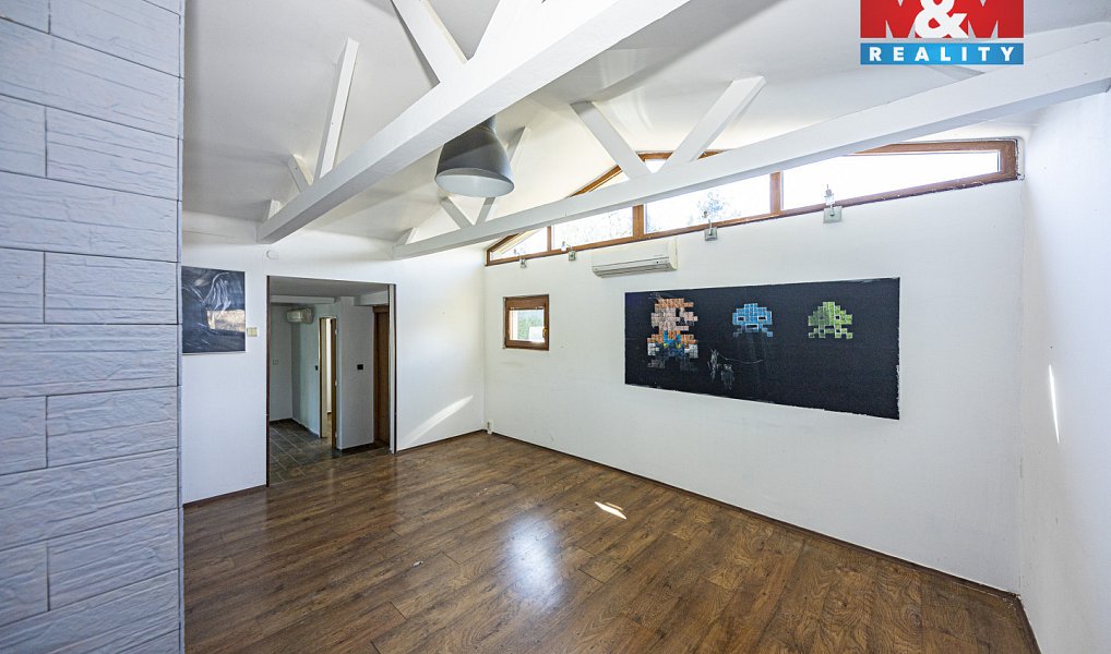 Prodej domu 170 m² s pozemkem 1 774 m², Lošany – náhled fotky 15