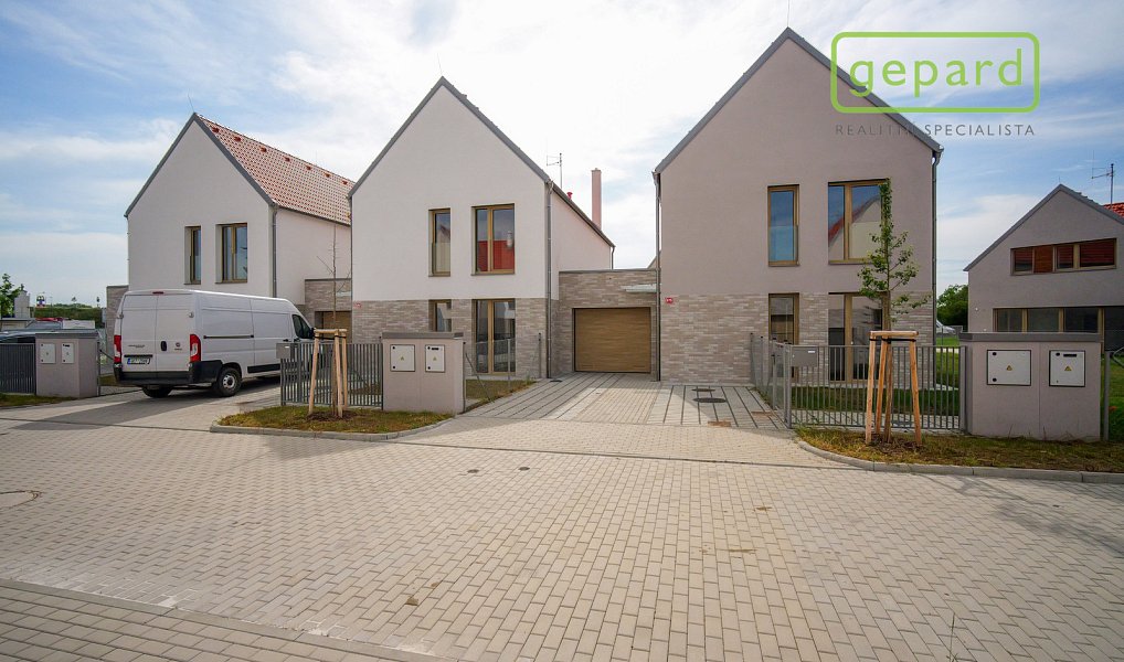 Prodej domu 157 m² s pozemkem 306 m², Drahelčice – náhled fotky 4