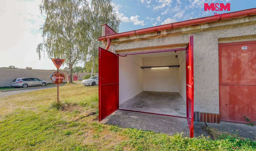 Prodej garáže, 19 m2, Plzeň, ul. Hlavní, Plzeň – fotka 1 z 14