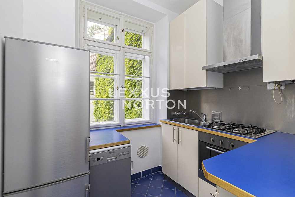 Pronájem bytu 3+1 85 m² — photo 2
