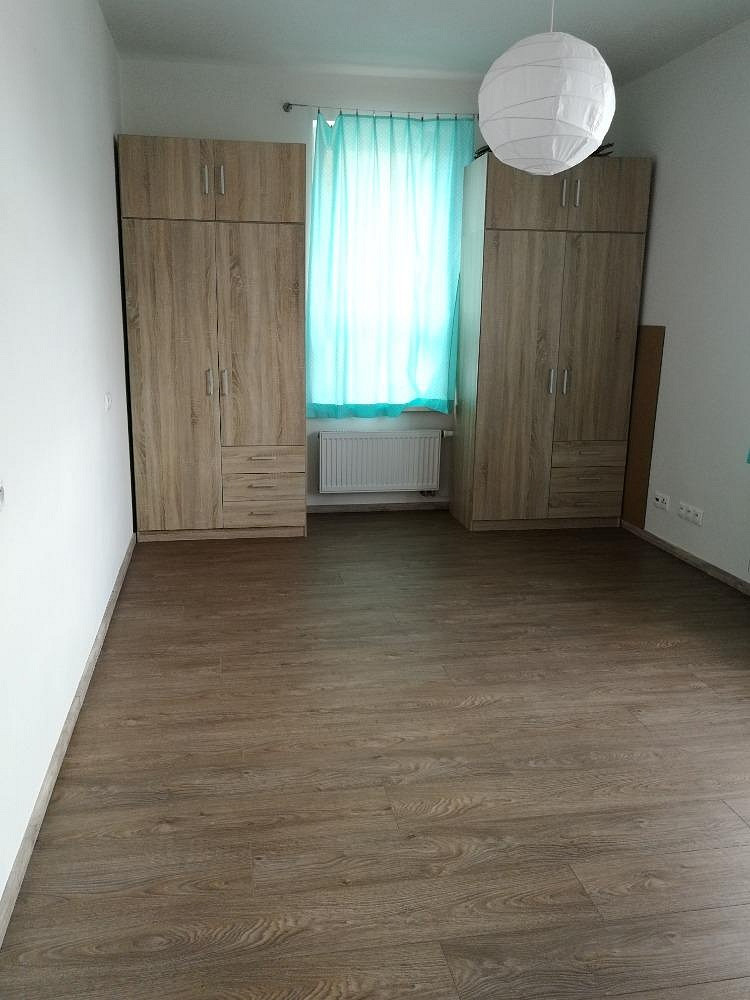 Pronájem bytu 2+kk 47 m² – pohled 5